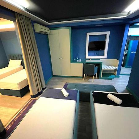 New W Hotel Tirana Kültér fotó