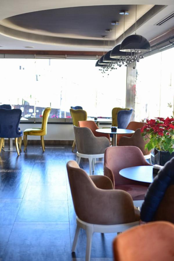 New W Hotel Tirana Kültér fotó