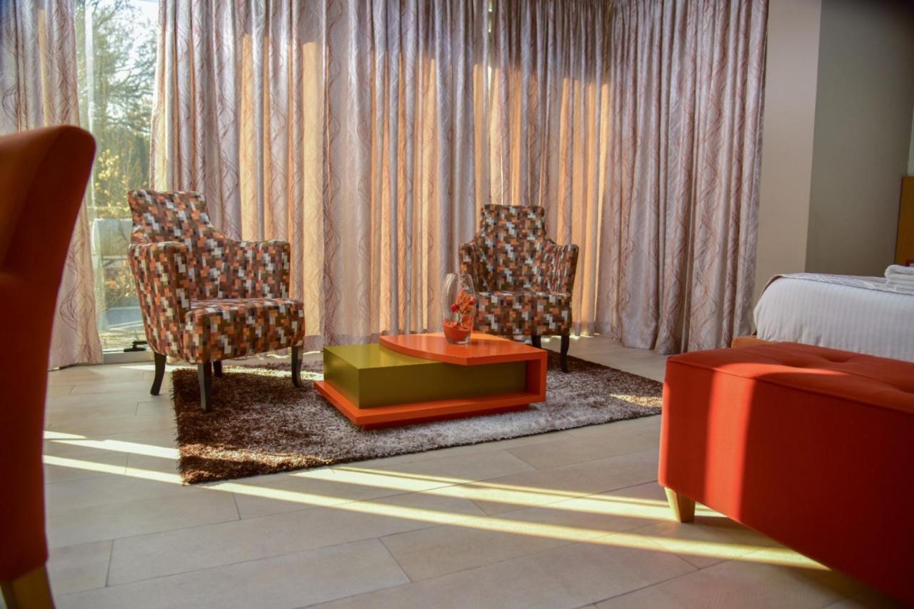 New W Hotel Tirana Kültér fotó