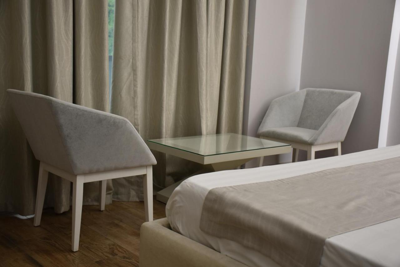 New W Hotel Tirana Kültér fotó