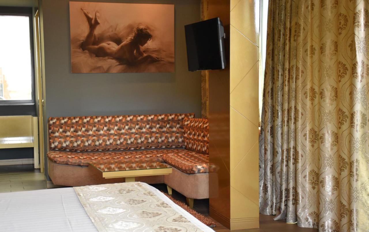 New W Hotel Tirana Kültér fotó